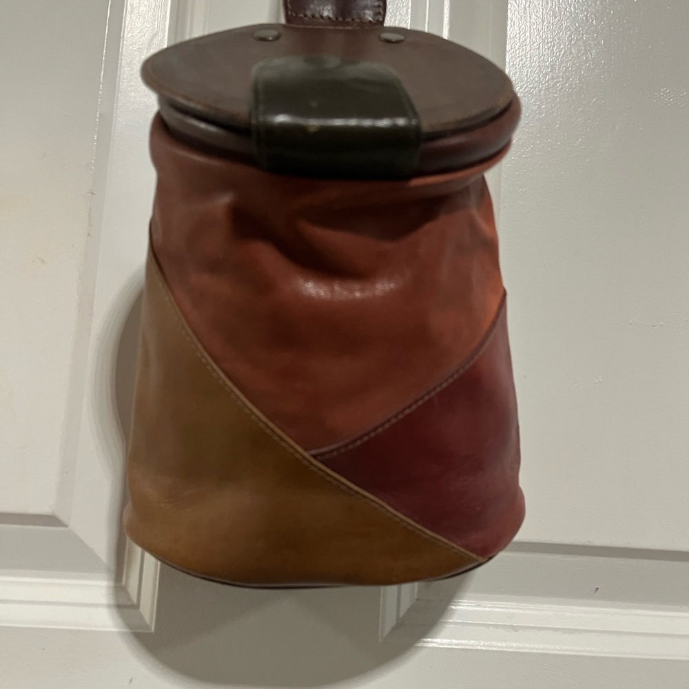 Vintage leather Crossbody